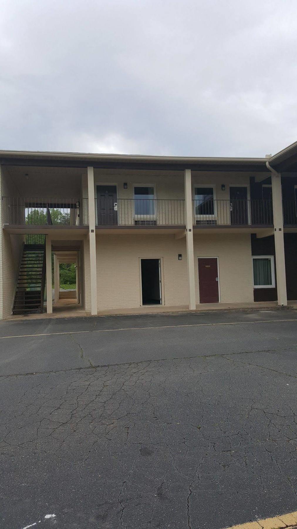 Econo Lodge Forest City Luaran gambar