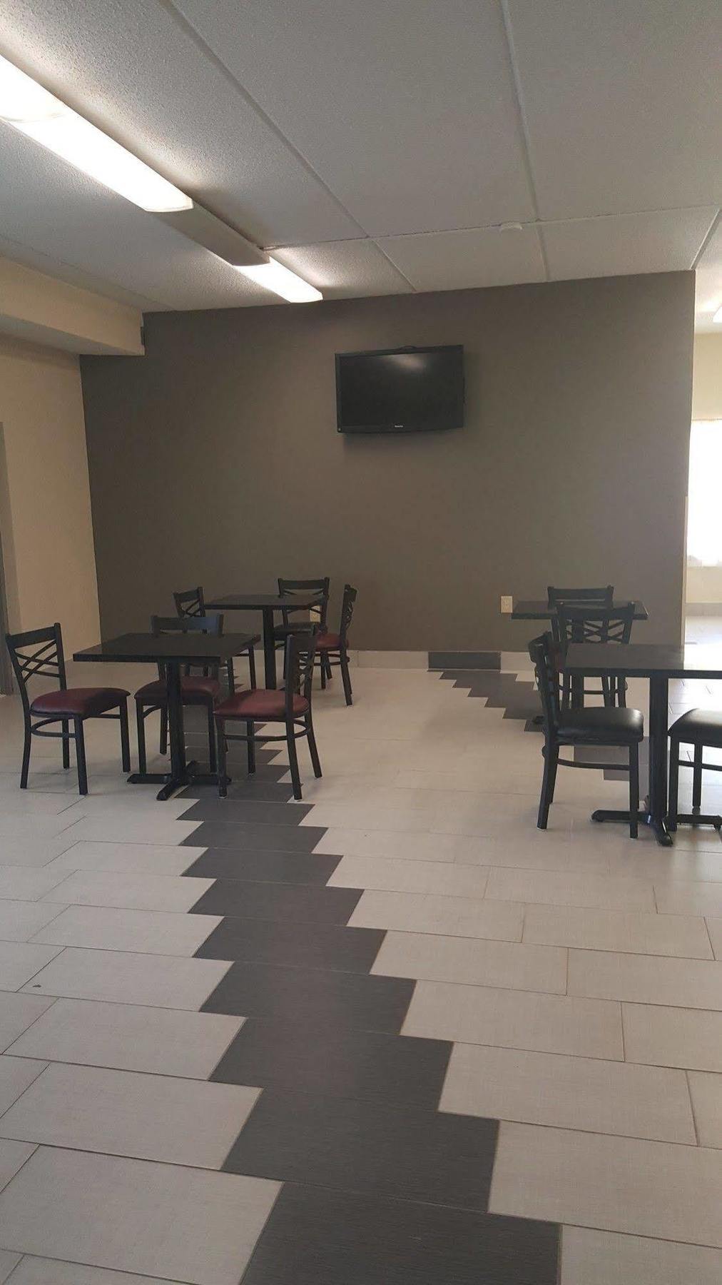 Econo Lodge Forest City Luaran gambar